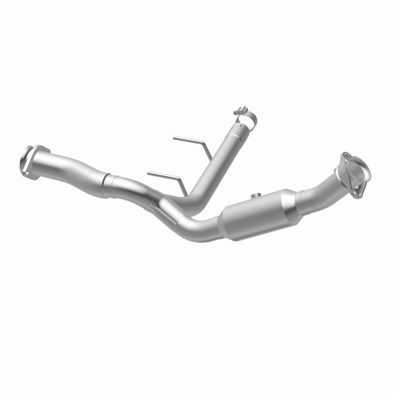 MagnaFlow Ford F-150 OEM Grade Federal / EPA Compliant Direct-Fit Catalytic Converter 21-470 360 Degree Image Set