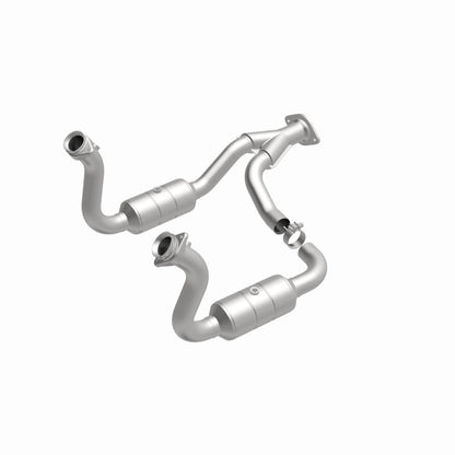 MagnaFlow Ford California Grade CARB Compliant Direct-Fit Catalytic Converter 5451760 360 Degree Image Set