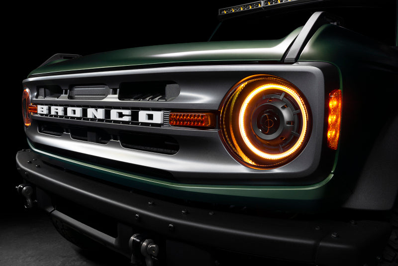 ORACLE Lighting Oracle 2021+ Ford Bronco Oculus  Bi-LED Projector Headlights - Amber/White Switchback 5886-023 5886-023 Photo - lifestyle view