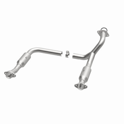 MagnaFlow HM Grade Federal / EPA Compliant Direct-Fit Catalytic Converter 93627 360 Degree Image Set