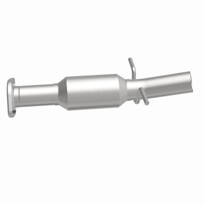 MagnaFlow Toyota Highlander OEM Grade Federal / EPA Compliant Direct-Fit Catalytic Converter 52537 360 Degree Image Set
