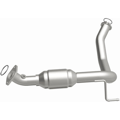 MagnaFlow Toyota OEM Grade Federal / EPA Compliant Direct-Fit Catalytic Converter 49210 Photo - out of package
