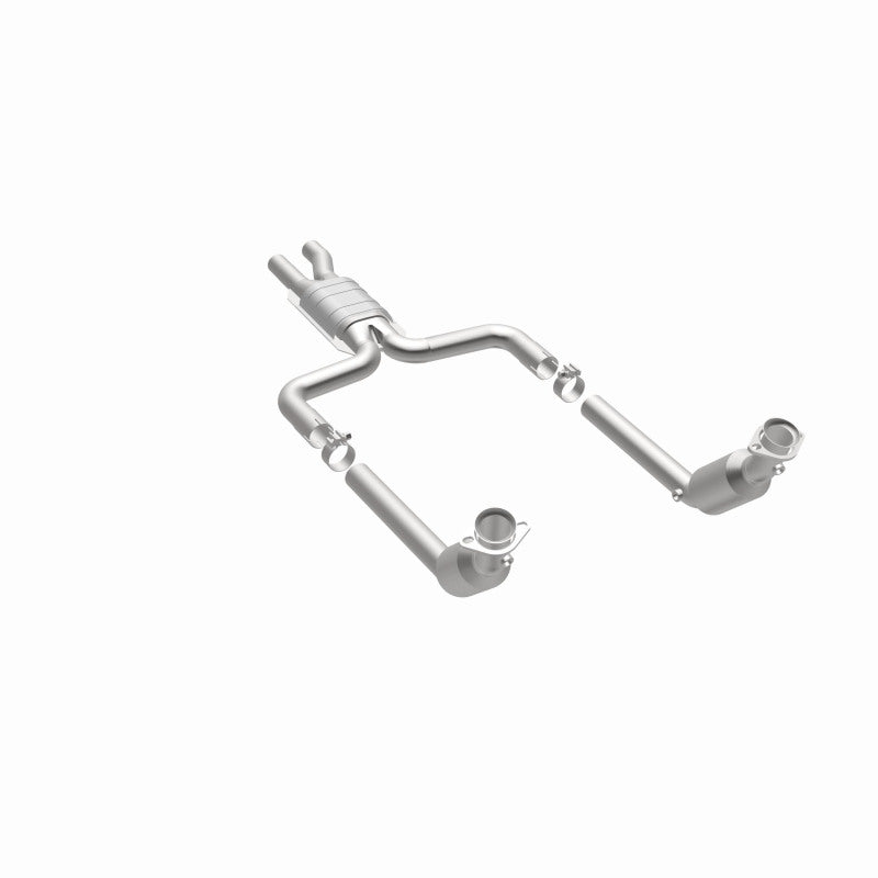 MagnaFlow California Grade CARB Compliant Direct-Fit Catalytic Converter 4561082 360 Degree Image Set