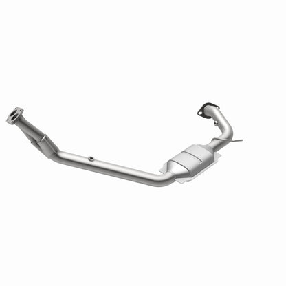 MagnaFlow Isuzu HM Grade Federal / EPA Compliant Direct-Fit Catalytic Converter 23636 360 Degree Image Set