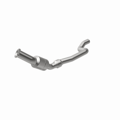 MagnaFlow OEM Grade Federal / EPA Compliant Direct-Fit Catalytic Converter 51584 360 Degree Image Set