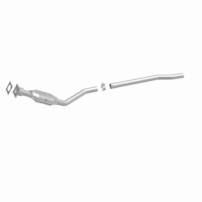 MagnaFlow HM Grade Federal / EPA Compliant Direct-Fit Catalytic Converter 93425 360 Degree Image Set