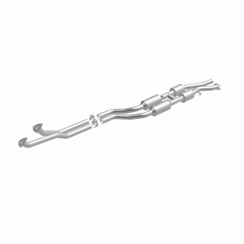 MagnaFlow BMW HM Grade Federal / EPA Compliant Direct-Fit Catalytic Converter 24021 360 Degree Image Set