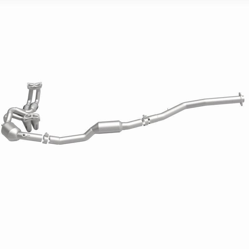 Magnaflow 14-17 Subaru Crosstrek 2.0L Direct Fit Converter 23-184 23-184 360 Degree Image Set
