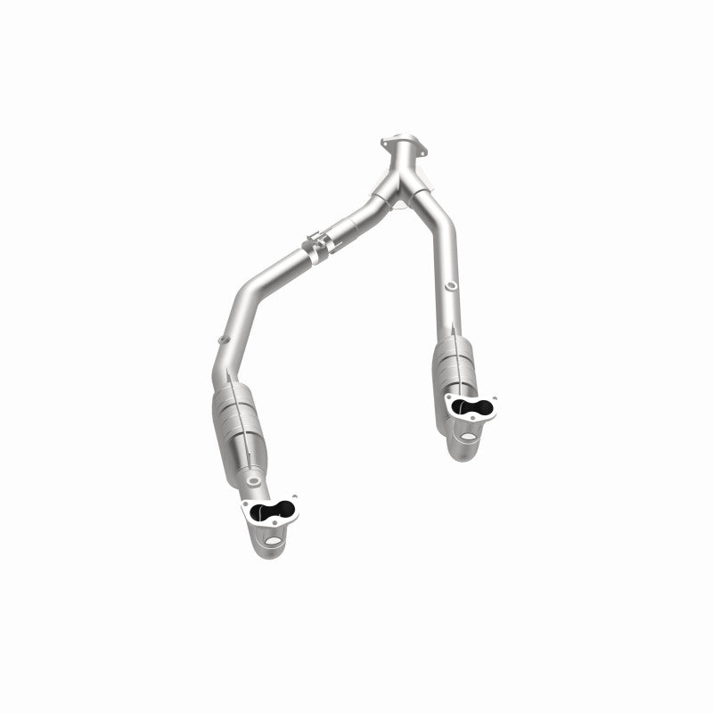 MagnaFlow Land Rover Discovery HM Grade Federal / EPA Compliant Direct-Fit Catalytic Converter 93689 360 Degree Image Set