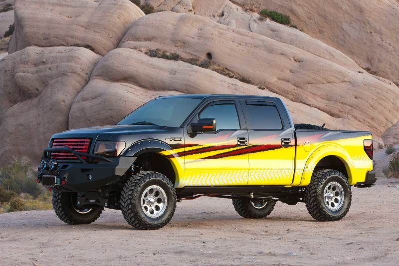 Fabtech 6" Basic System Gen II w/ Front Stock Coilover Spacers K2190M Photo - lifestyle view