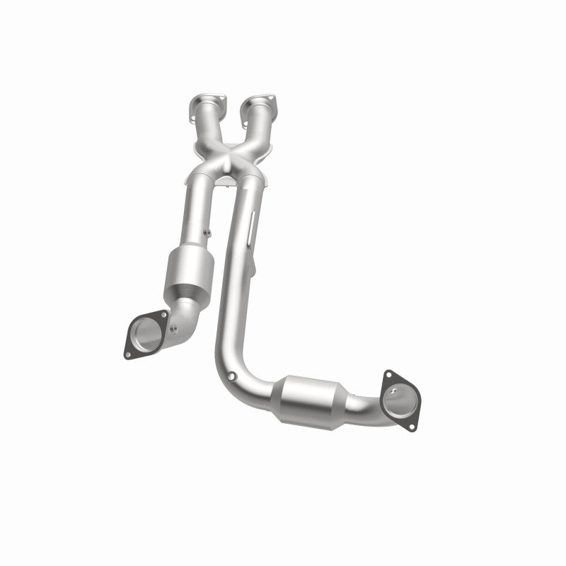 MagnaFlow Jeep Grand Cherokee OEM Grade Federal / EPA Compliant Direct-Fit Catalytic Converter 49046 360 Degree Image Set