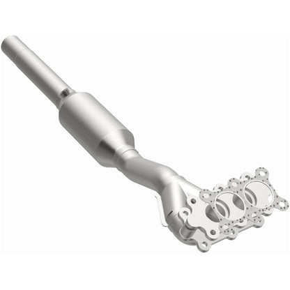 MagnaFlow Volkswagen California Grade CARB Compliant Direct-Fit Catalytic Converter 4481280 Photo - out of package