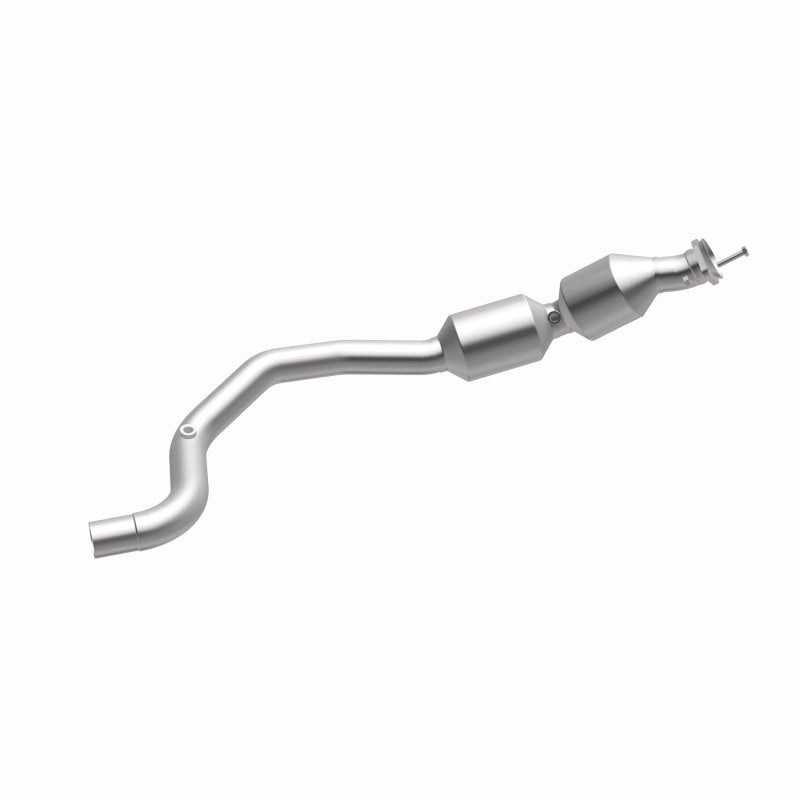 MagnaFlow 13-17 Range Rover V8 5 OEM Underbody Direct Fit EPA Compliant Catalytic Converter 21-535 21-535 360 Degree Image Set