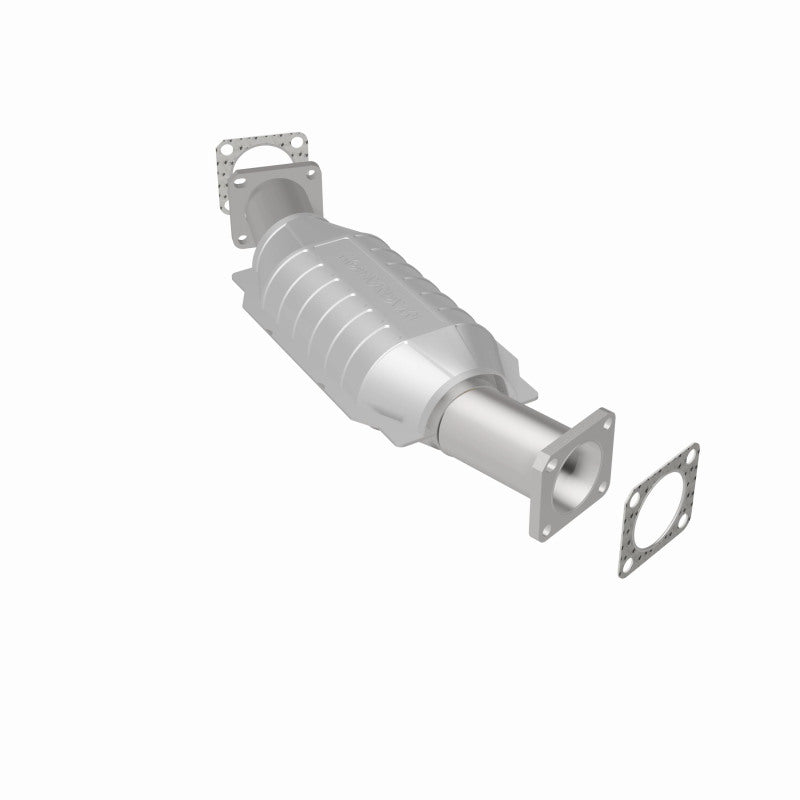 MagnaFlow Chevrolet Standard Grade Federal / EPA Compliant Direct-Fit Catalytic Converter 93426 360 Degree Image Set