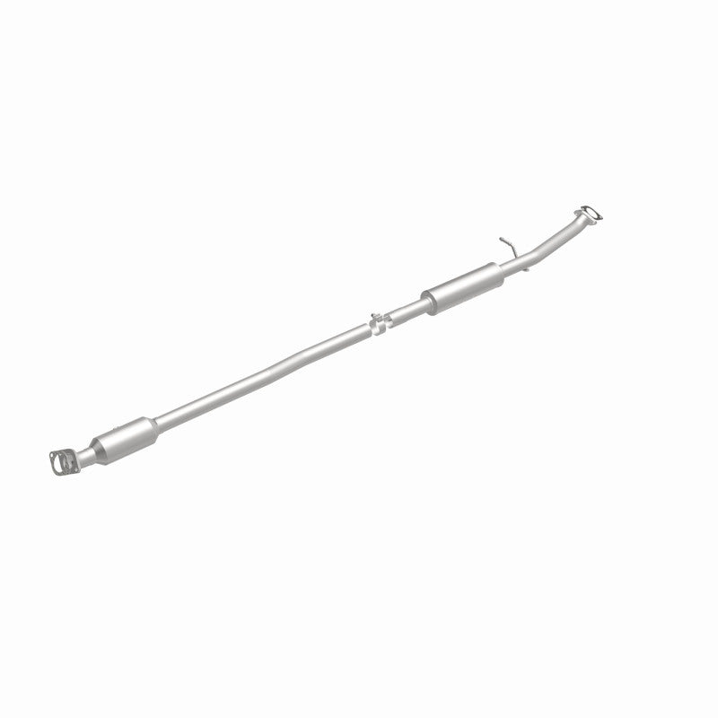 MagnaFlow Hyundai Tucson OEM Grade Federal / EPA Compliant Direct-Fit Catalytic Converter 21-145 360 Degree Image Set