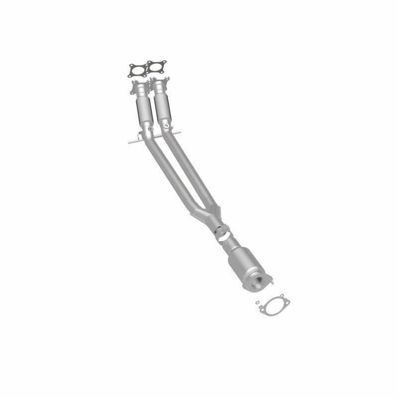 MagnaFlow Volvo S80 OEM Grade Federal / EPA Compliant Direct-Fit Catalytic Converter 51360 360 Degree Image Set