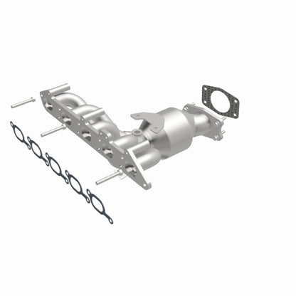 MagnaFlow Volvo HM Grade Federal / EPA Compliant Manifold Catalytic Converter 24425 360 Degree Image Set