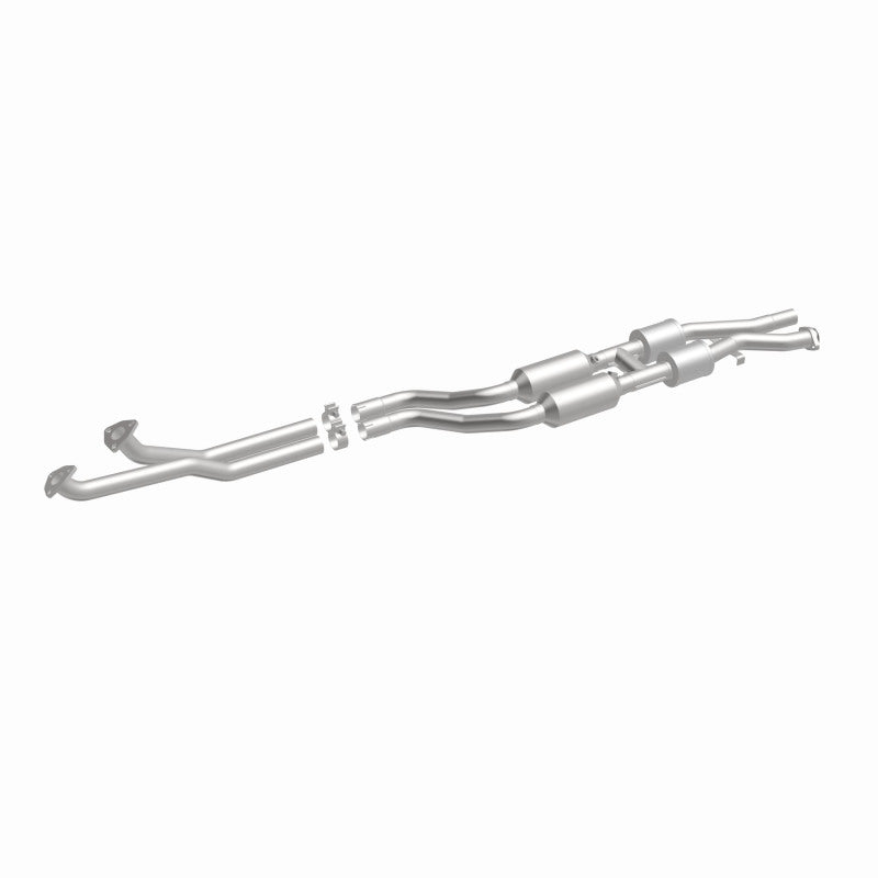 MagnaFlow BMW HM Grade Federal / EPA Compliant Direct-Fit Catalytic Converter 24021 360 Degree Image Set