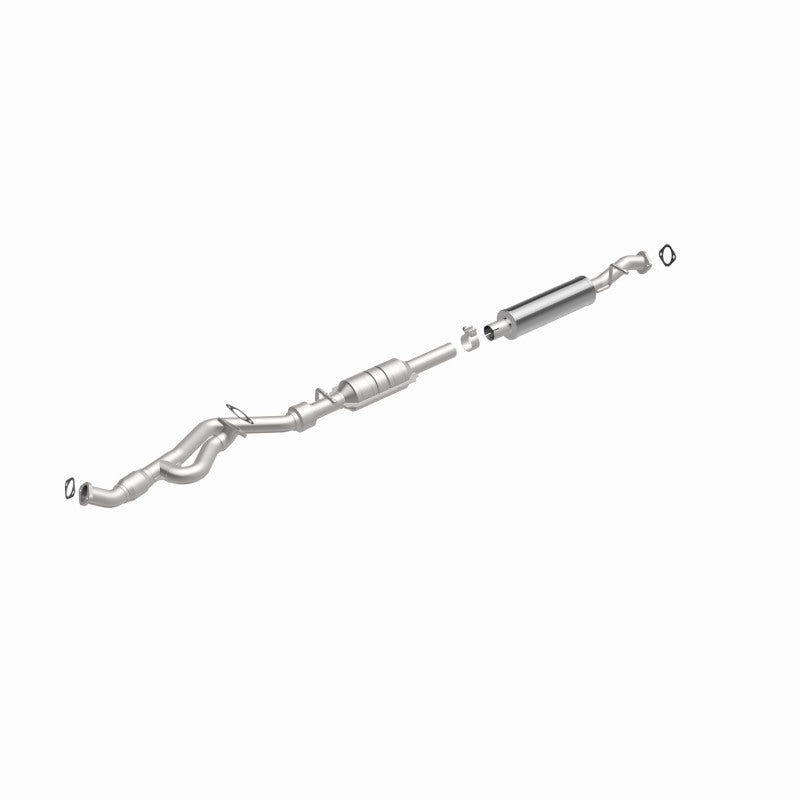 MagnaFlow Hyundai Santa Fe HM Grade Federal / EPA Compliant Direct-Fit Catalytic Converter 24275 360 Degree Image Set