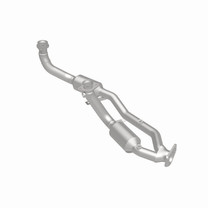 MagnaFlow Ford Windstar HM Grade Federal / EPA Compliant Direct-Fit Catalytic Converter 23542 360 Degree Image Set