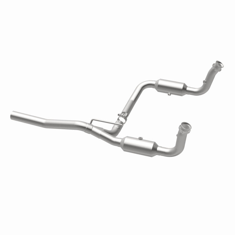 MagnaFlow California Grade CARB Compliant Direct-Fit Catalytic Converter 5551148 360 Degree Image Set