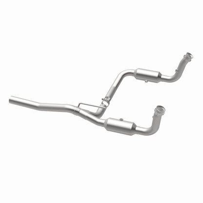 MagnaFlow California Grade CARB Compliant Direct-Fit Catalytic Converter 5551148 360 Degree Image Set