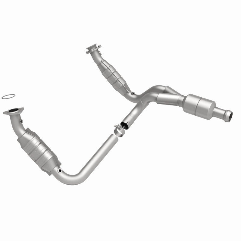 MagnaFlow OEM Grade Federal / EPA Compliant Direct-Fit Catalytic Converter 51578 360 Degree Image Set