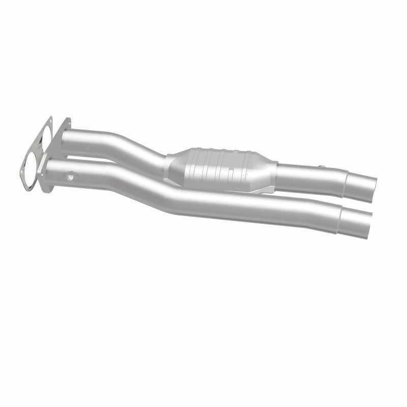 MagnaFlow HM Grade Federal / EPA Compliant Direct-Fit Catalytic Converter 95471 360 Degree Image Set