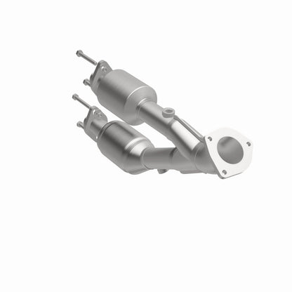 MagnaFlow Jeep Cherokee OEM Grade Federal / EPA Compliant Direct-Fit Catalytic Converter 49465 360 Degree Image Set
