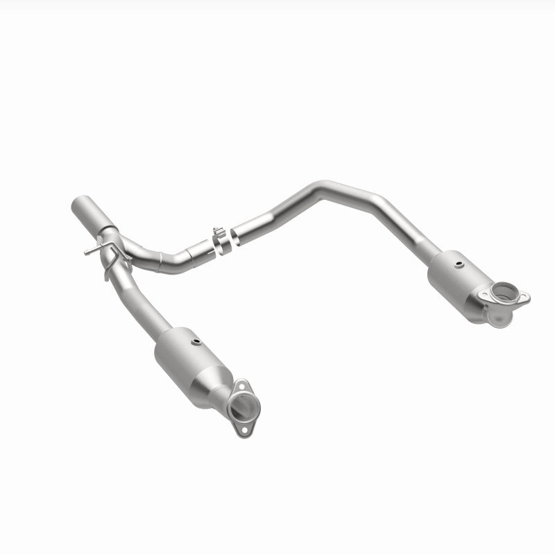 Magnaflow 17-18 Ford E-350 6.8L Direct Fit Converter 280014 280014 360 Degree Image Set