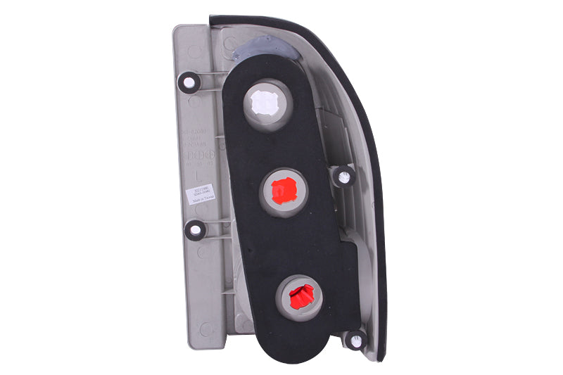 Anzo 1999-2004 Suzuki Grand Vitara Tail lights Chrome 211135 Photo - Unmounted