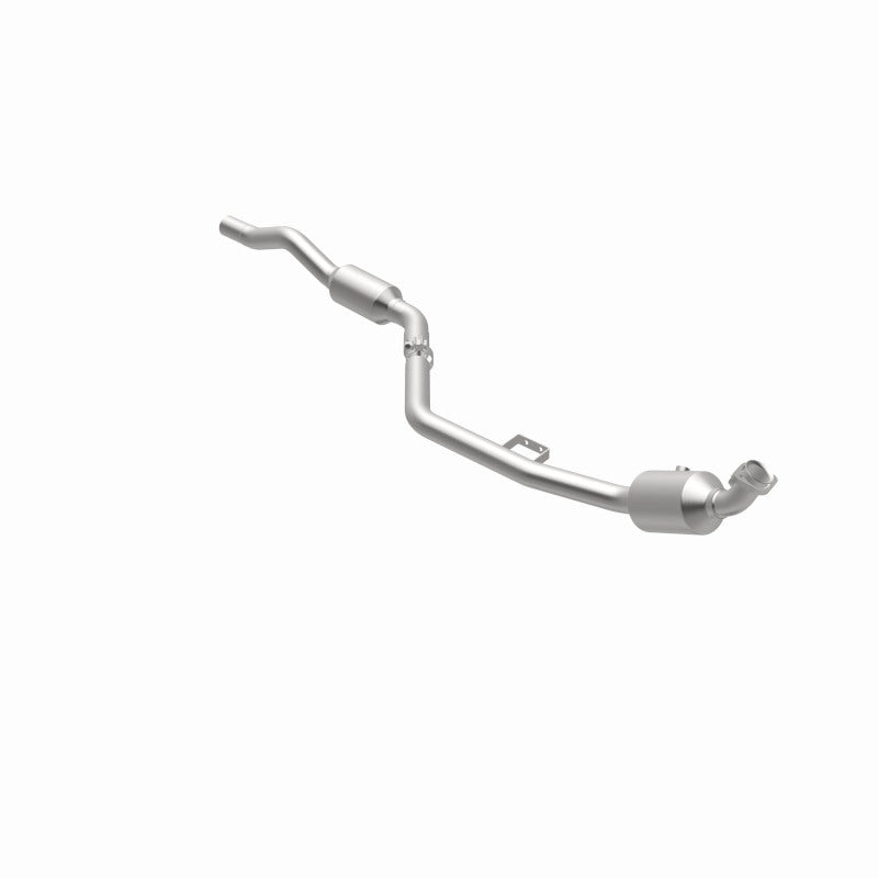 MagnaFlow Mercedes-Benz E350 OEM Grade Federal / EPA Compliant Direct-Fit Catalytic Converter 51666 360 Degree Image Set