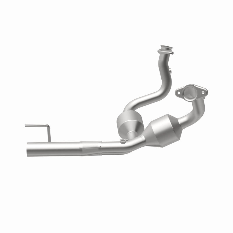 MagnaFlow Jeep Grand Cherokee HM Grade Federal / EPA Compliant Direct-Fit Catalytic Converter 23067 360 Degree Image Set