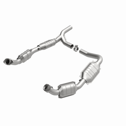 MagnaFlow Ford OEM Grade Federal / EPA Compliant Direct-Fit Catalytic Converter 51640 360 Degree Image Set