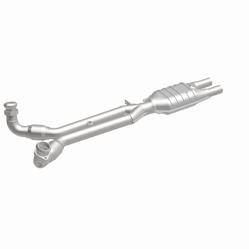 MagnaFlow Alfa Romeo Standard Grade Federal / EPA Compliant Direct-Fit Catalytic Converter 23097 360 Degree Image Set
