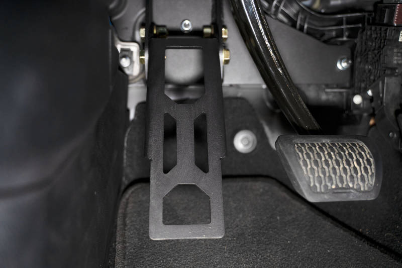 DV8 Offroad 18-20 Jeep Wrangler JL Adjustable Dead Pedal STJL-03 STJL-03 User 1