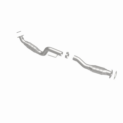 MagnaFlow GMC California Grade CARB Compliant Direct-Fit Catalytic Converter 447273 360 Degree Image Set