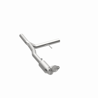 MagnaFlow Ford F-150 OEM Grade Federal / EPA Compliant Direct-Fit Catalytic Converter 52154 360 Degree Image Set