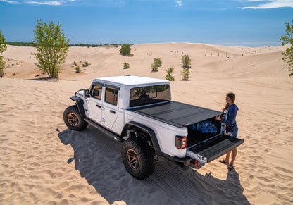 BAK 2020 Jeep Gladiator 5ft Bed BAKFlip MX4 448701 448701 Photo - Mounted