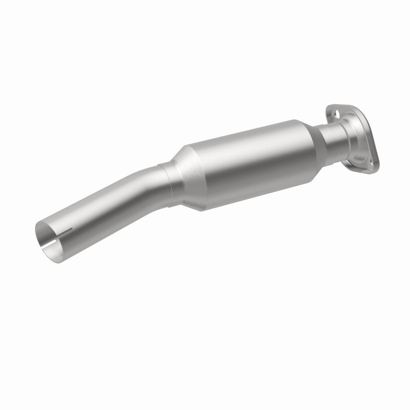 MagnaFlow Toyota RAV4 California Grade CARB Compliant Direct-Fit Catalytic Converter 5592749 360 Degree Image Set
