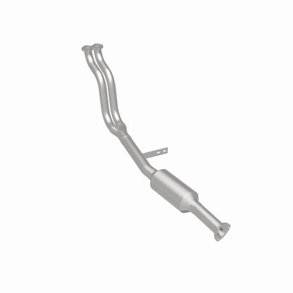 MagnaFlow Alfa Romeo Spider Standard Grade Federal / EPA Compliant Direct-Fit Catalytic Converter 23511 360 Degree Image Set