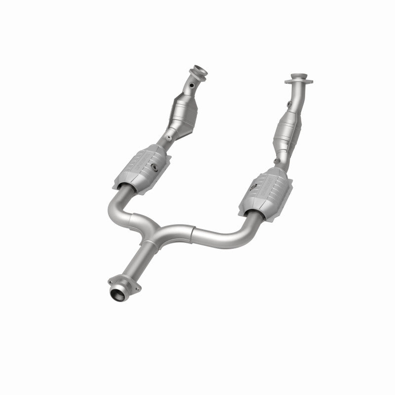 MagnaFlow Ford Mustang HM Grade Federal / EPA Compliant Direct-Fit Catalytic Converter 93345 360 Degree Image Set
