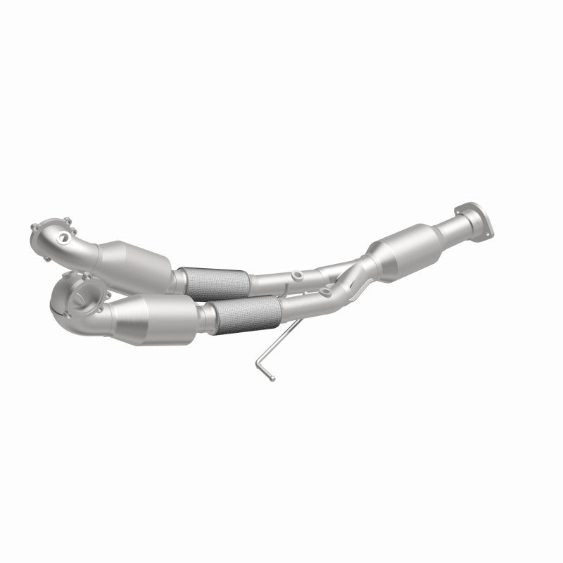 MagnaFlow Volvo S80 OEM Grade Federal / EPA Compliant Direct-Fit Catalytic Converter 52160 360 Degree Image Set