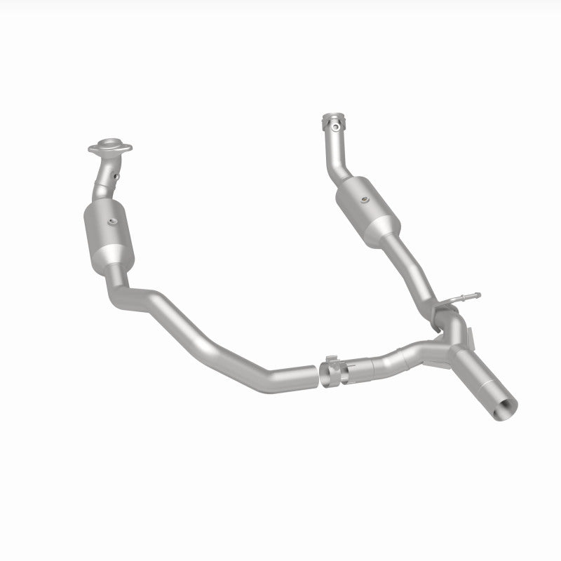 Magnaflow 17-18 Ford E-350 6.8L Direct Fit Converter 280014 280014 360 Degree Image Set