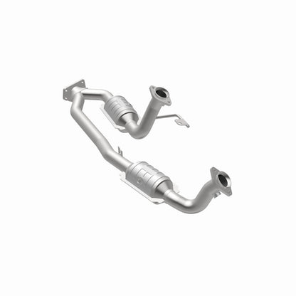 MagnaFlow Ford Windstar OEM Grade Federal / EPA Compliant Direct-Fit Catalytic Converter 49624 360 Degree Image Set