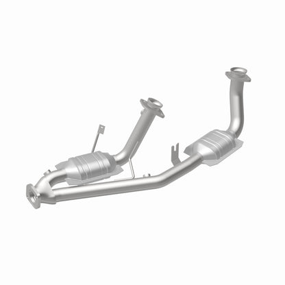 MagnaFlow HM Grade Federal / EPA Compliant Direct-Fit Catalytic Converter 93436 360 Degree Image Set