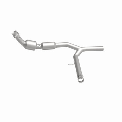Magnaflow 2004 Ford F-150 5.4L Direct Fit Converter 5582706 5582706 360 Degree Image Set