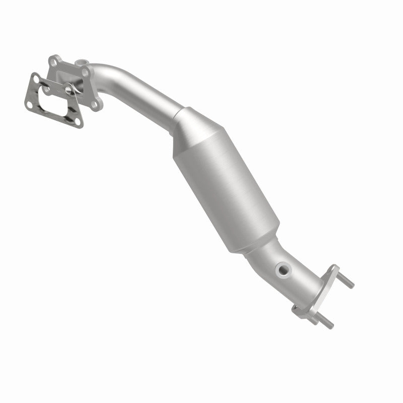 MagnaFlow OEM Grade Federal / EPA Compliant Direct-Fit Catalytic Converter 52611 360 Degree Image Set
