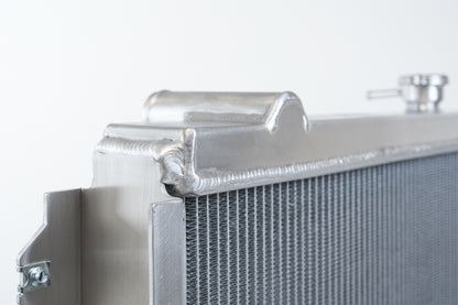 CSF 96-02 Toyota 4Runner (2.7/3.4L) Heavy-Duty All-Aluminum Radiator 7210 7210 Photo - Close Up