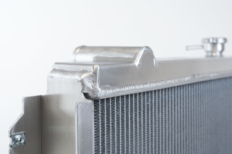 CSF 96-02 Toyota 4Runner (2.7/3.4L) Heavy-Duty All-Aluminum Radiator 7210 7210 Photo - Close Up